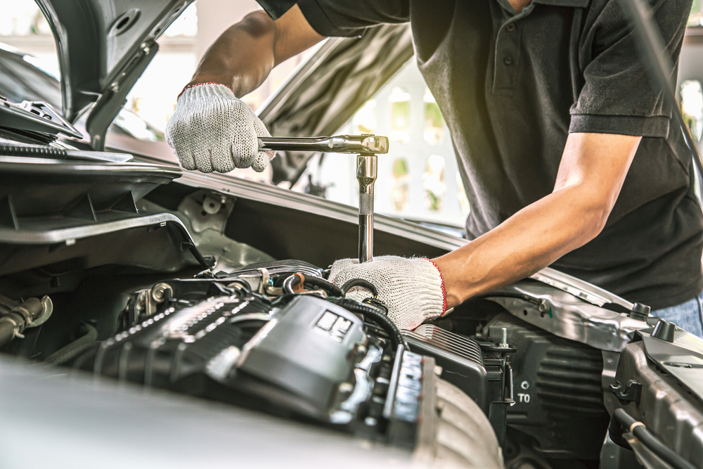 Engine Maintenance & Repair